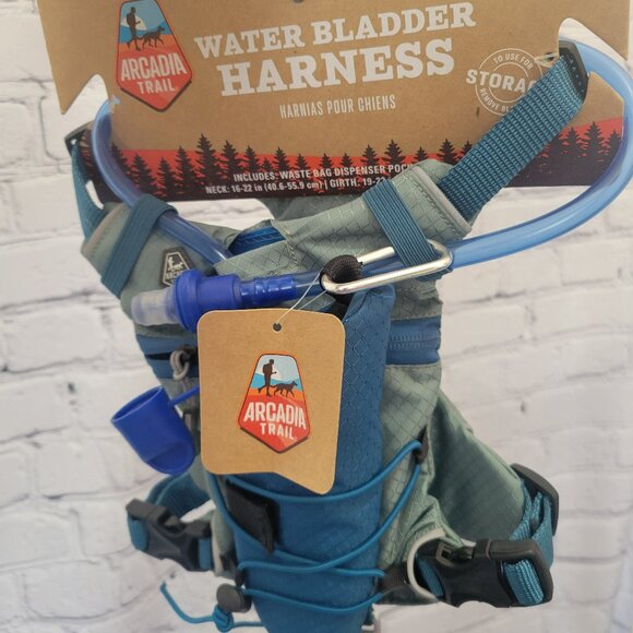 Arcadia Trail Water Bladder Harness - Picture 1 of 11